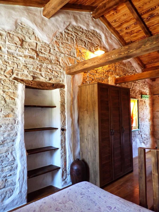 Cottage al Merlo Olivo Buje Esterno foto
